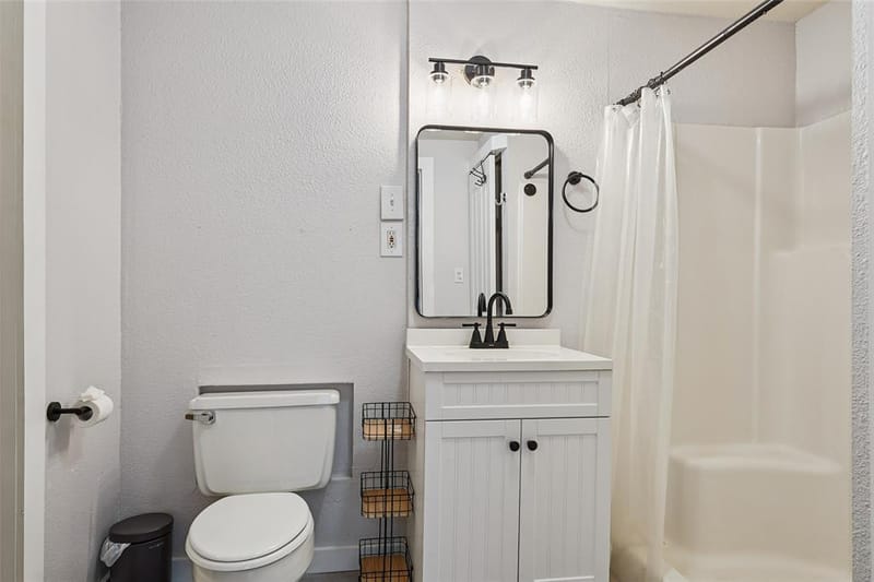 7616 Osage Trail, Lake Worth TX 76135 - Photo 16