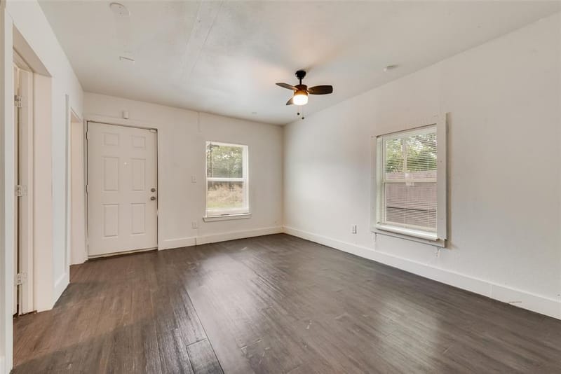 2706 Hector Street, Dallas TX 75210 - Photo 3
