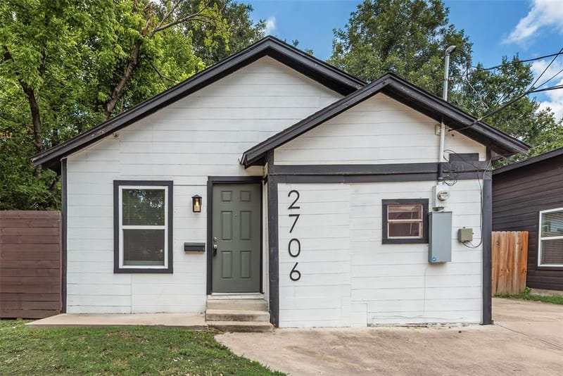 2706 Hector Street, Dallas TX 75210
