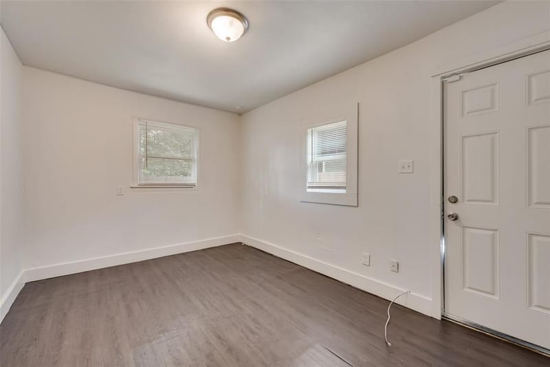 2706 Hector Street, Dallas TX 75210 - Photo 10