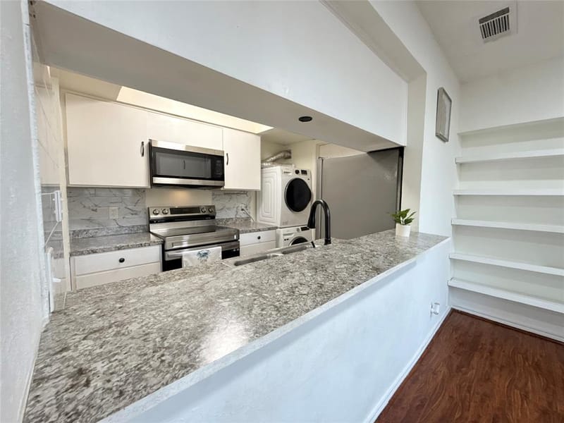 3131 Wycliff Avenue, Dallas TX 75219 - Photo 3