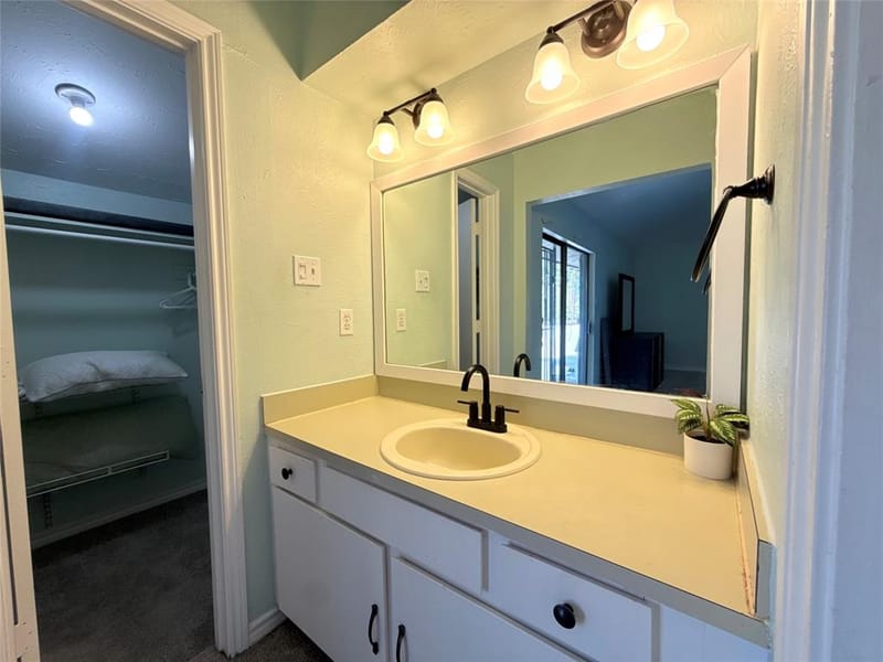3131 Wycliff Avenue, Dallas TX 75219 - Photo 19