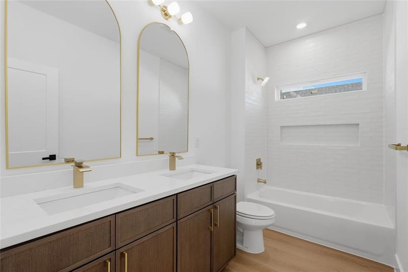 5806 Carlton Garrett Street, Dallas TX 75215 - Photo 22