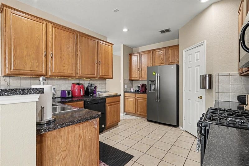 4619 Southampton Boulevard, Garland TX 75043 - Photo 19