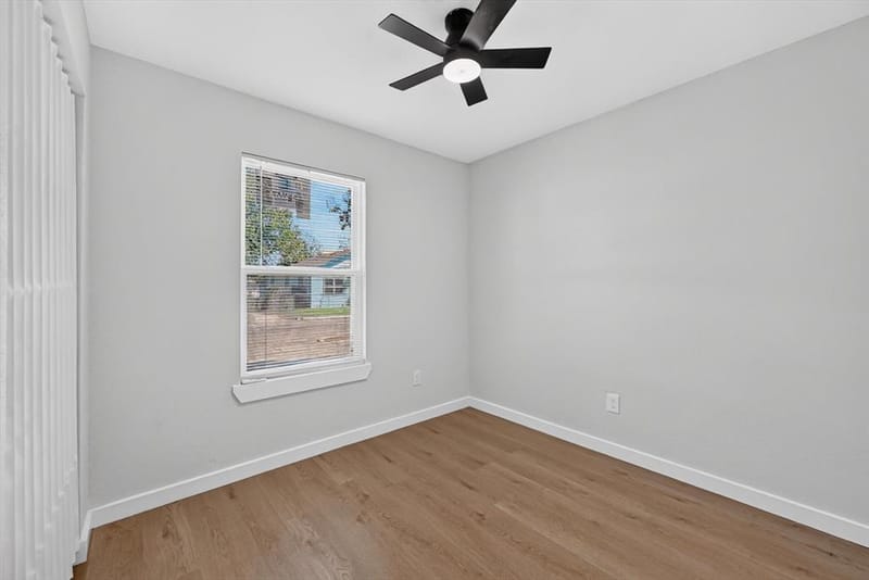 3504 Strong Avenue, Fort Worth TX 76105 - Photo 20