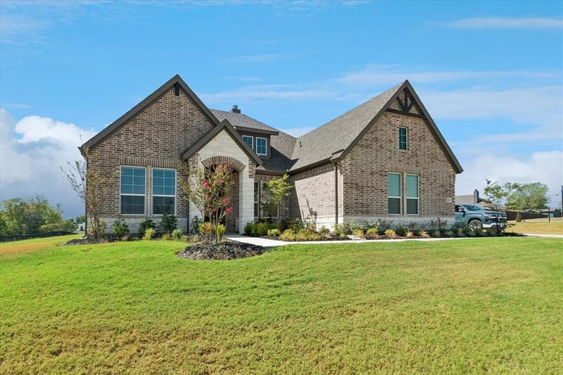 401 Indian Creek Road, Van Alstyne TX 75495 - Photo 2