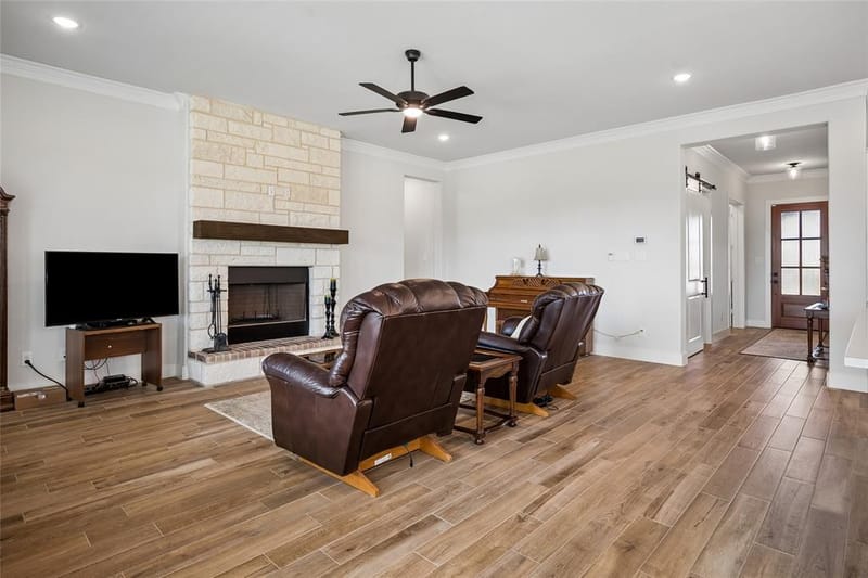 401 Indian Creek Road, Van Alstyne TX 75495 - Photo 10