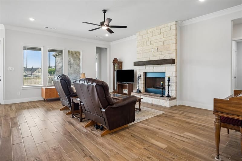 401 Indian Creek Road, Van Alstyne TX 75495 - Photo 8
