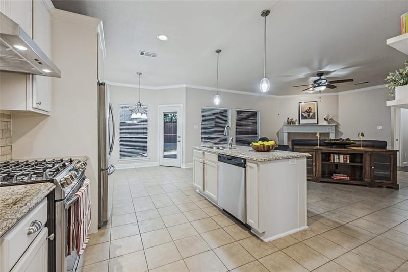 4600 Bonnywood Drive, Mesquite TX 75150 - Photo 8