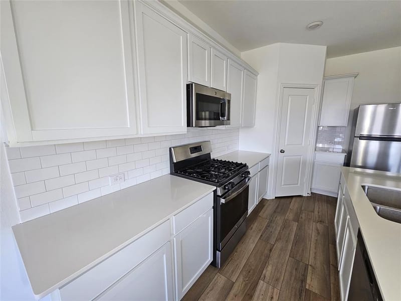 512 Chip Street, Little Elm TX 75068 - Photo 9