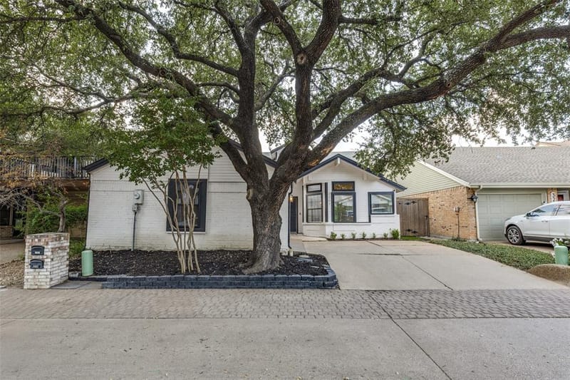 3207 Basil Court, Dallas TX 75204 - Photo 2