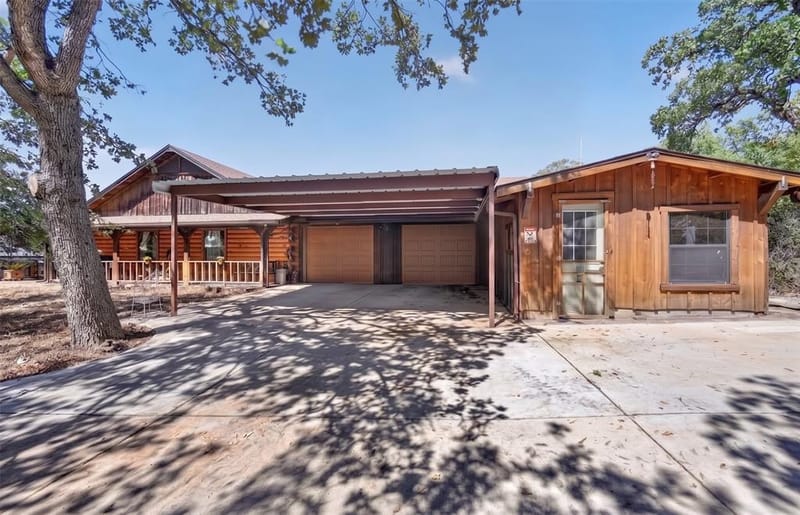 1623 Three Skillet Road, Springtown TX 76082 - Photo 27