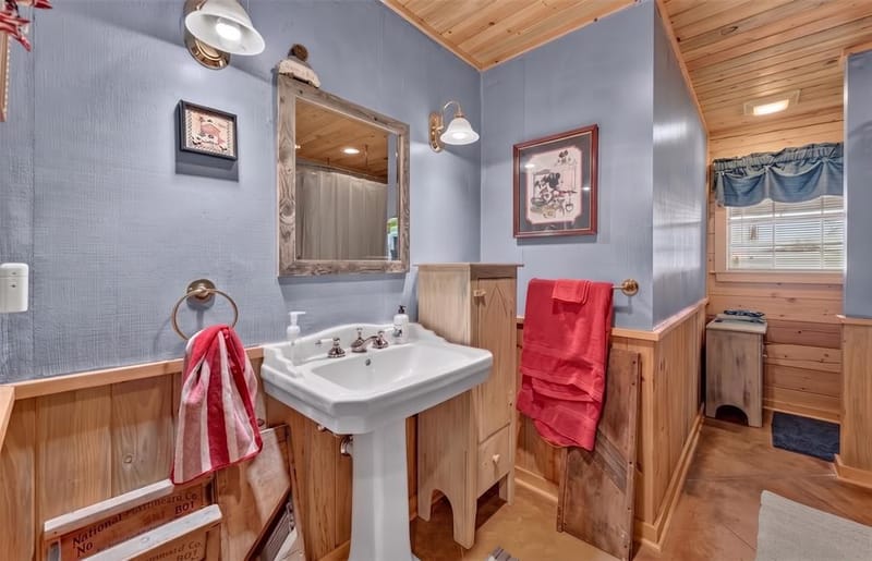 1623 Three Skillet Road, Springtown TX 76082 - Photo 25