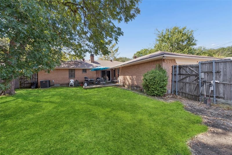 5629 Ledgestone Drive, Dallas TX 75214 - Photo 8