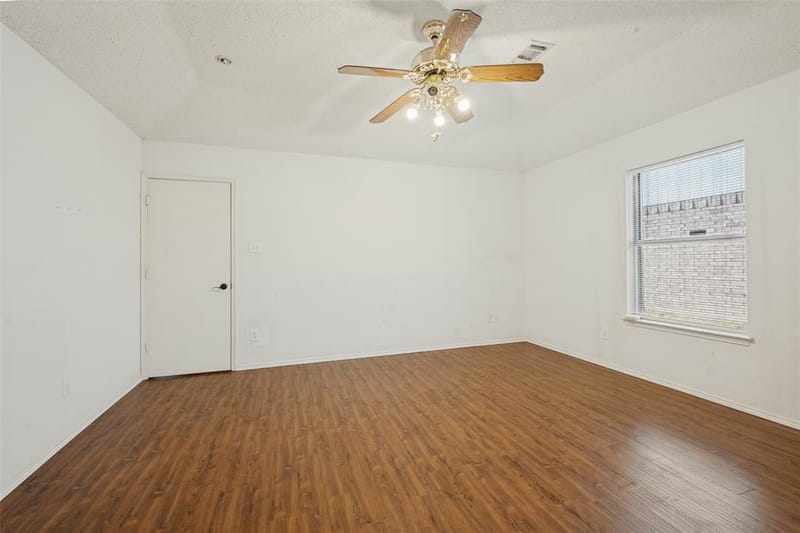 7728 Liz Lane, Watauga TX 76148 - Photo 12
