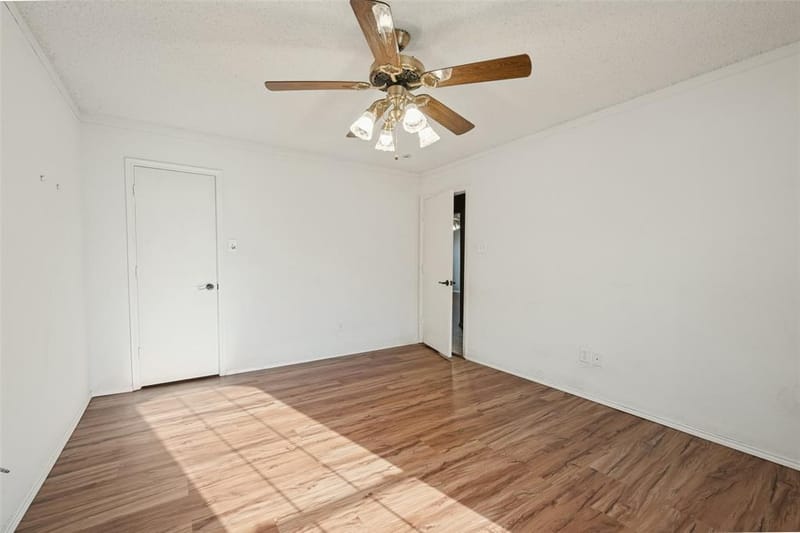 7728 Liz Lane, Watauga TX 76148 - Photo 14