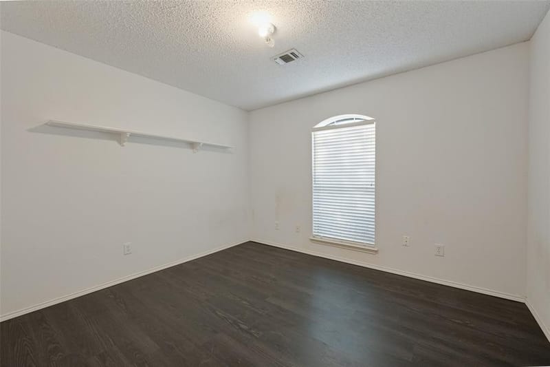 7728 Liz Lane, Watauga TX 76148 - Photo 18