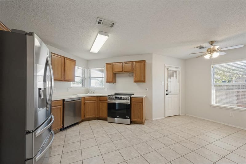 7728 Liz Lane, Watauga TX 76148 - Photo 8