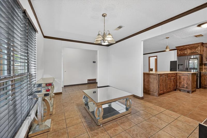 5867 Beau Purple Drive, Dallas TX 75211 - Photo 6