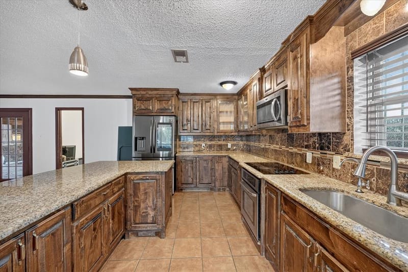 5867 Beau Purple Drive, Dallas TX 75211 - Photo 13