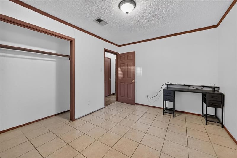5867 Beau Purple Drive, Dallas TX 75211 - Photo 28