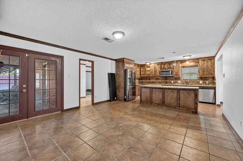 5867 Beau Purple Drive, Dallas TX 75211 - Photo 11