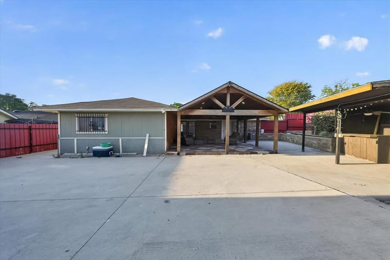 5867 Beau Purple Drive, Dallas TX 75211 - Photo 35