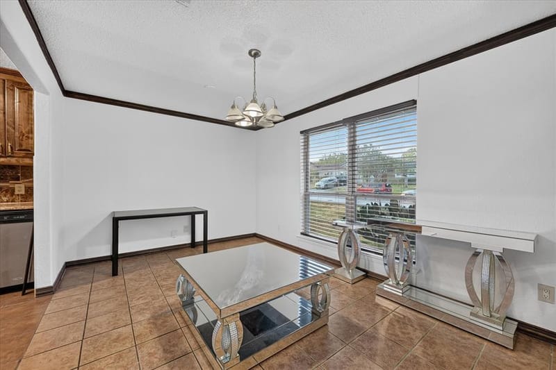 5867 Beau Purple Drive, Dallas TX 75211 - Photo 4