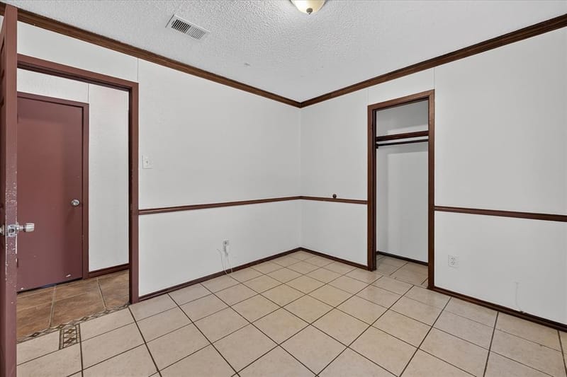 5867 Beau Purple Drive, Dallas TX 75211 - Photo 25