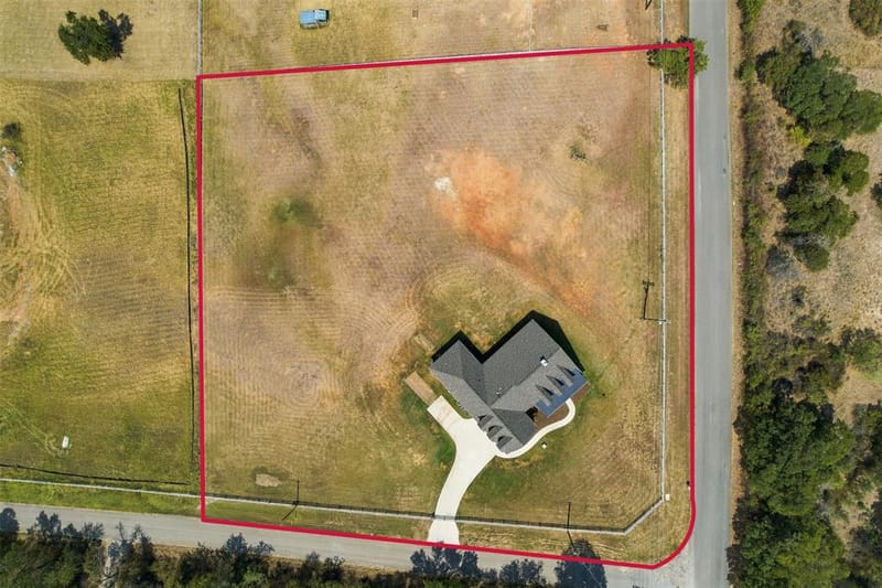 9101 Zion Hill Road, Poolville TX 76487 - Photo 28