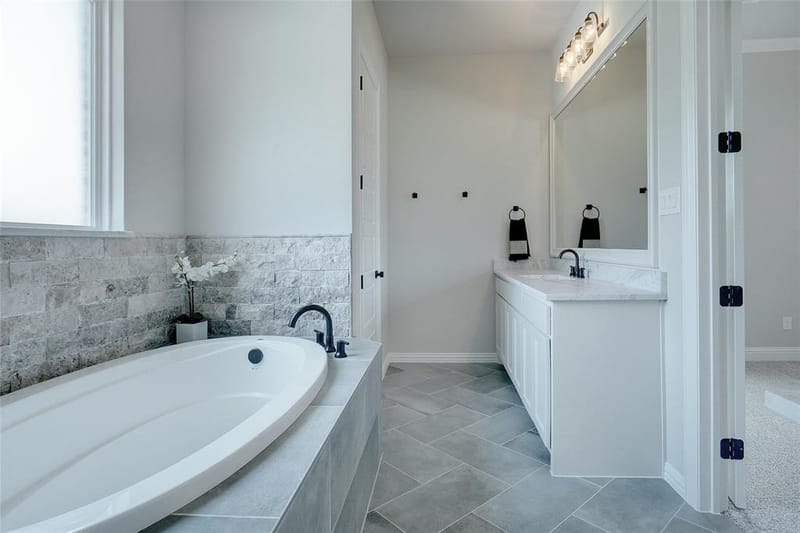 9101 Zion Hill Road, Poolville TX 76487 - Photo 19