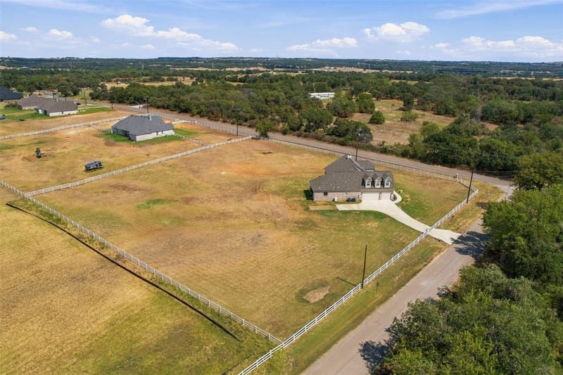 9101 Zion Hill Road, Poolville TX 76487 - Photo 29