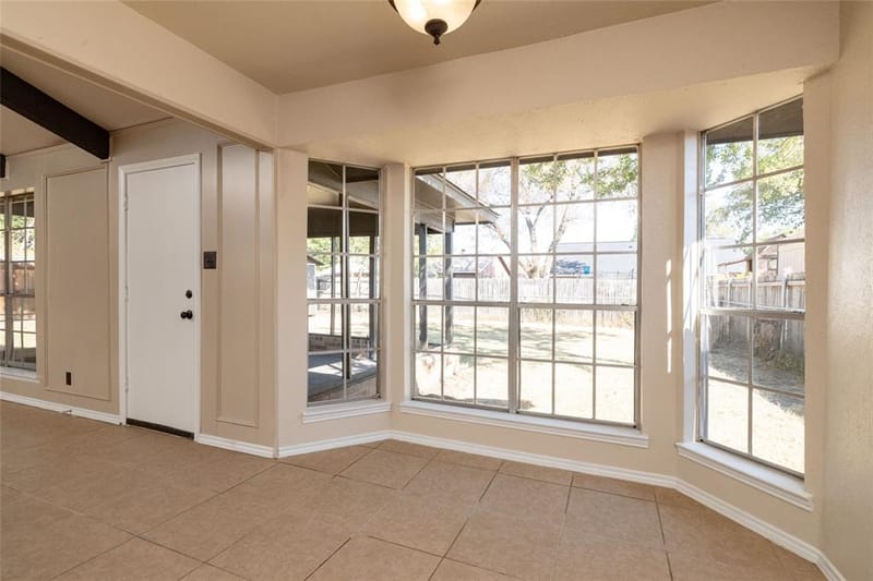 304 Cambridge Drive, Saginaw TX 76179 - Photo 22