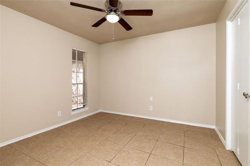 304 Cambridge Drive, Saginaw TX 76179 - Photo 28