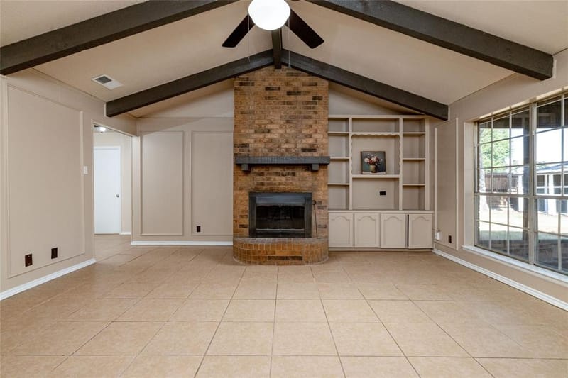 304 Cambridge Drive, Saginaw TX 76179 - Photo 18