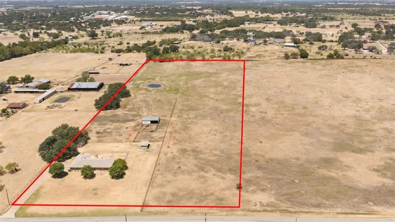 330 Reed Road, Granbury TX 76049 - Photo 2