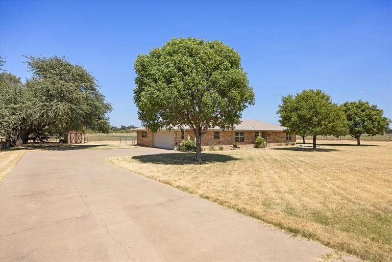 330 Reed Road, Granbury TX 76049 - Photo 6
