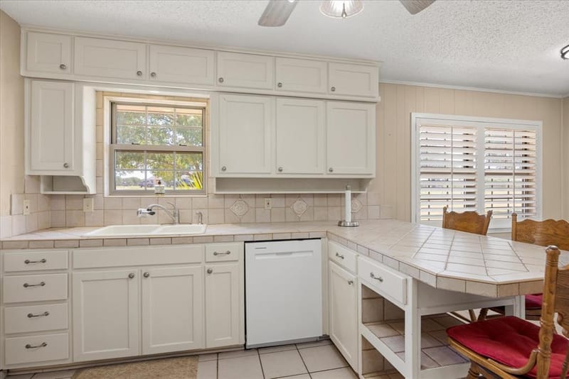 330 Reed Road, Granbury TX 76049 - Photo 16