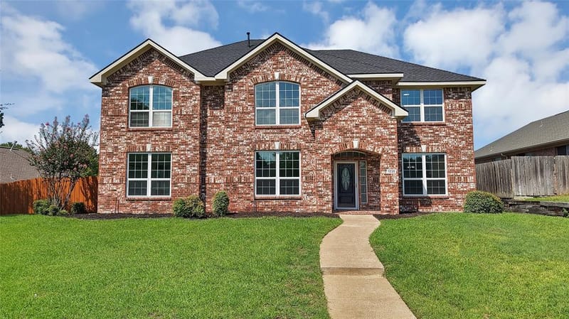 1225 Donegal Lane, Garland TX 75044 - Photo 3