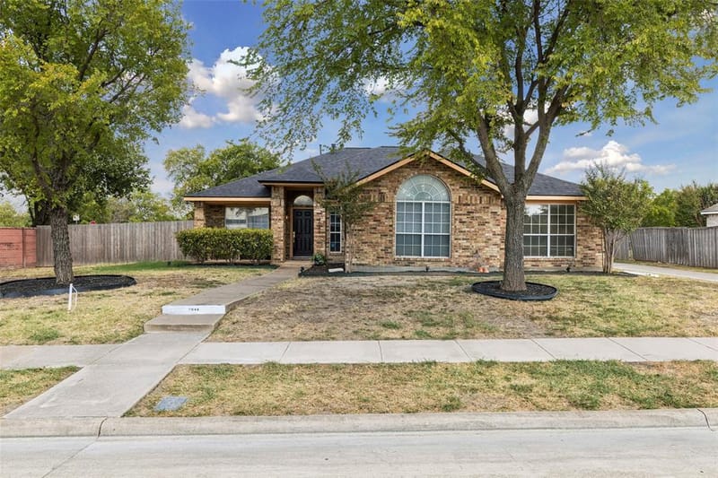 7048 Sample Drive, The Colony TX 75056