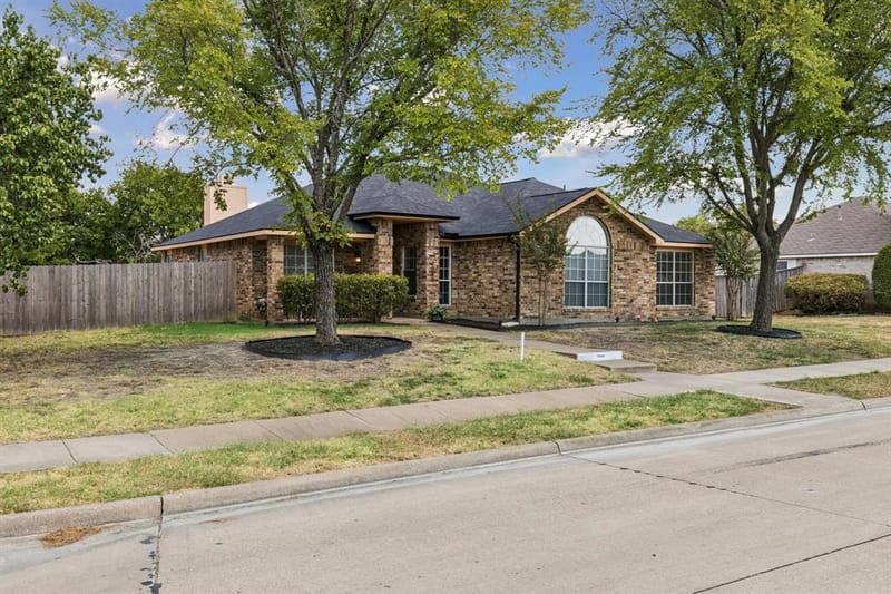 7048 Sample Drive, The Colony TX 75056 - Photo 18
