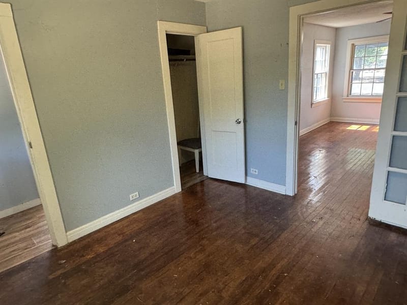 507 Poindexter Avenue, Cleburne TX 76033 - Photo 17