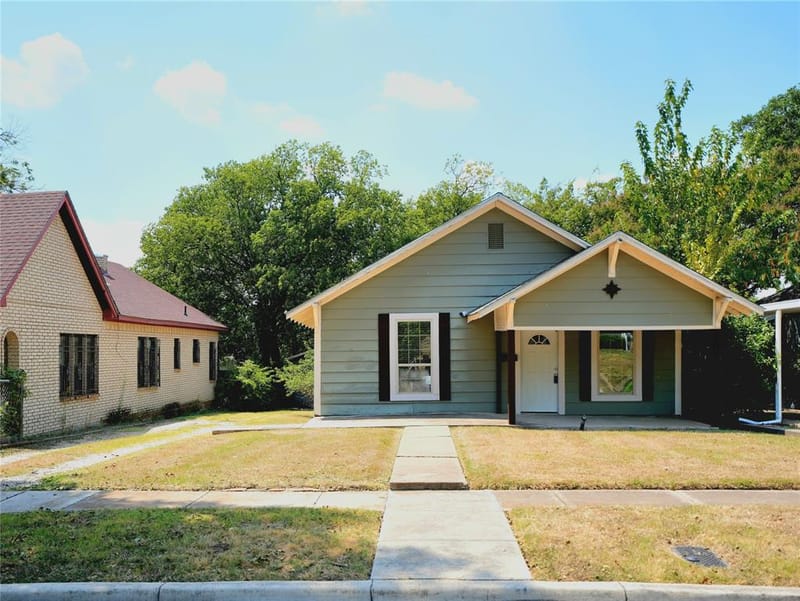 3012 Ryan Avenue, Fort Worth TX 76110 - Photo 2