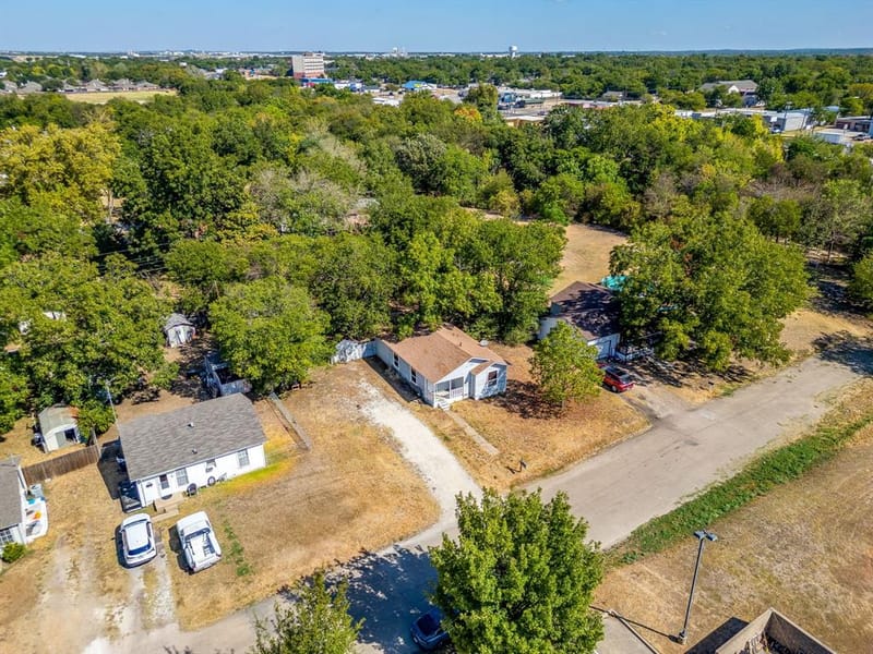 106 Bales Street # 108, Cleburne TX 76033 - Photo 4