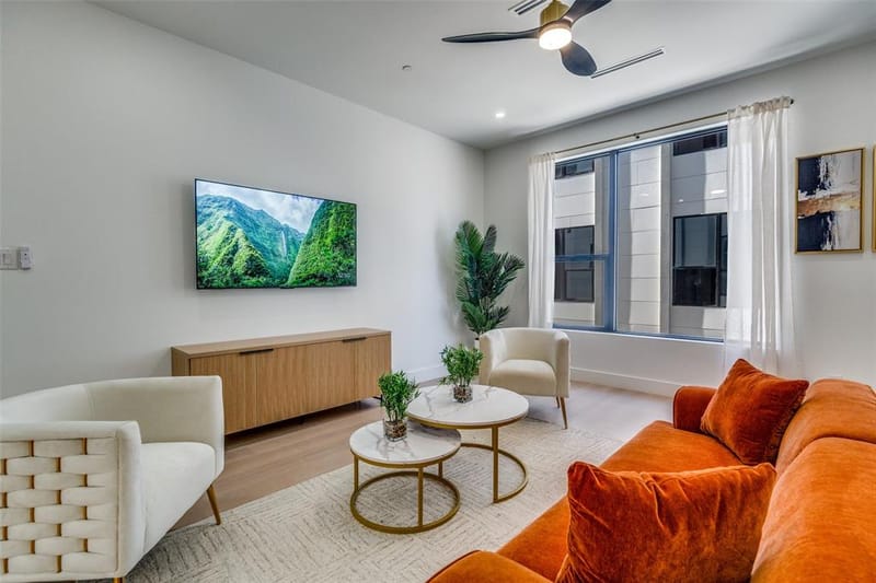 710 W 10th Street # 101, Dallas TX 75208 - Photo 17