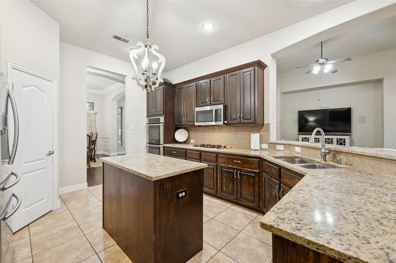 520 Unbridled Lane, Keller TX 76248 - Photo 9