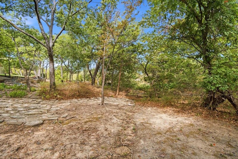 3606 Labrador, Grapevine TX 76051 - Photo 9