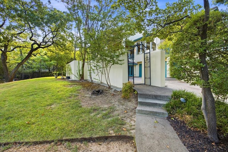 3606 Labrador, Grapevine TX 76051 - Photo 8