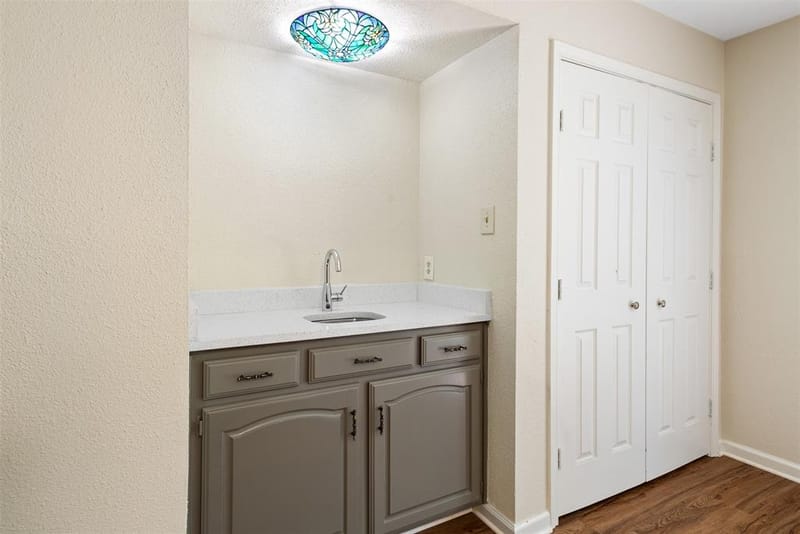 5816 Gatewood Drive, Arlington TX 76016 - Photo 12