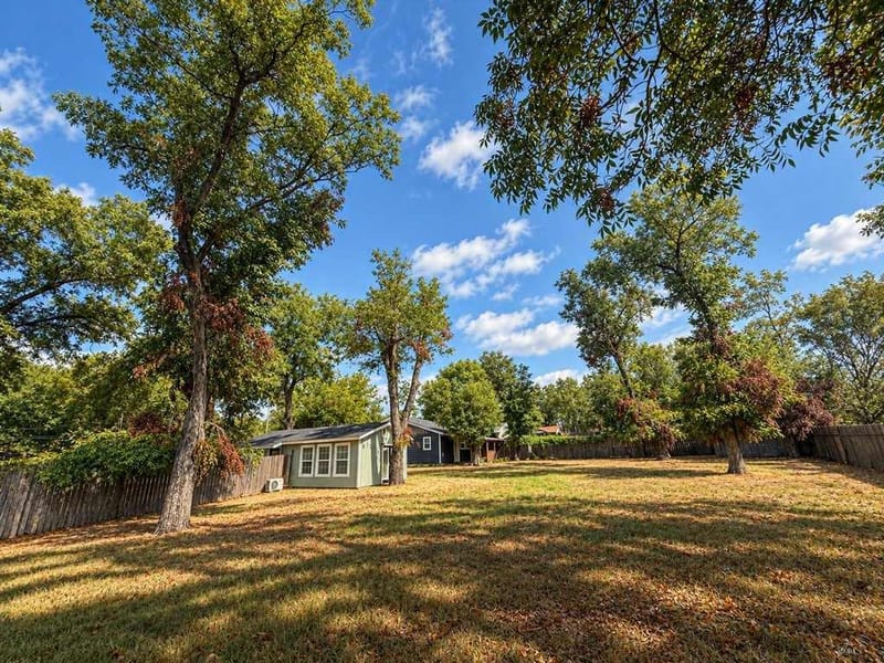 405 S 6th Street, Gatesville TX 76528 - Photo 6